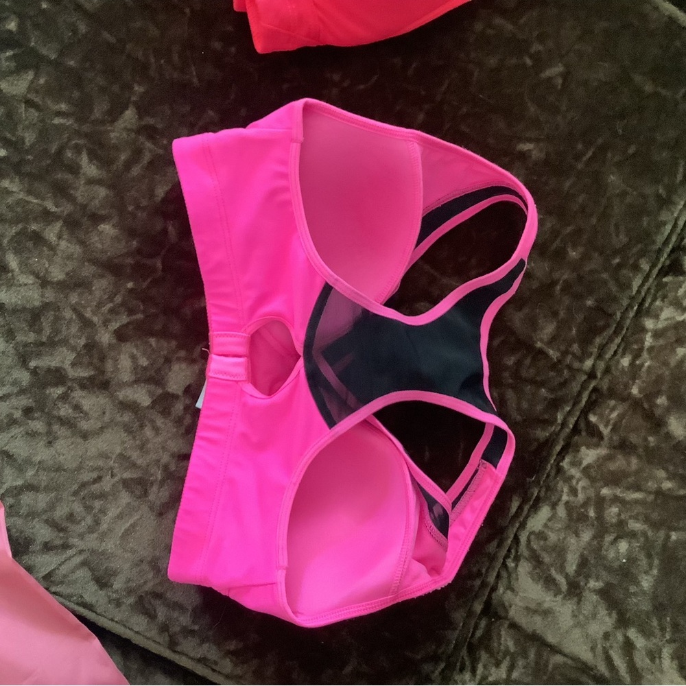 Victorias Secret Sport Bar - Picture 4 of 4